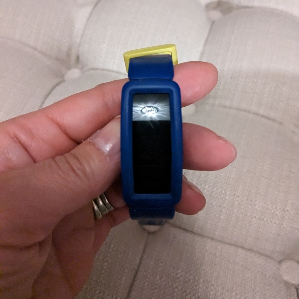 fitbit ace 2 (activity tracker watch)